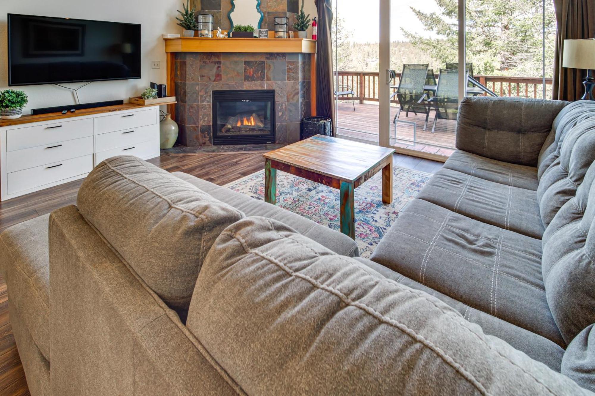 Klamath Falls Getaway With Pool And Hot Tub Access! Exterior foto